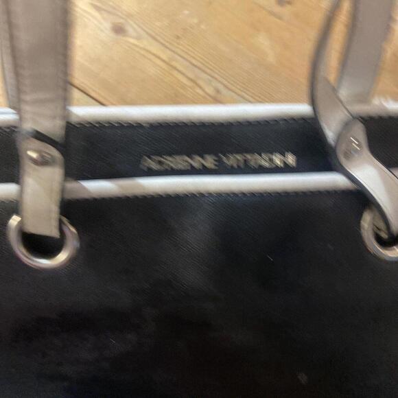 Adrienne Vittadini Black And White Handbag - Picture 2 of 9